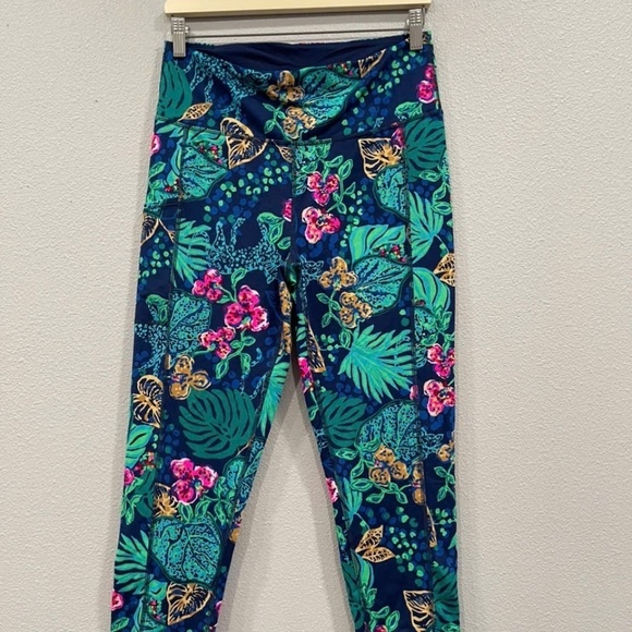 NWOT LILLY PULITZER WEEKENDER HIGH RISE MIDI, LOW TIDE NAVY LIFE OF THE PARTY - Picture 3 of 3